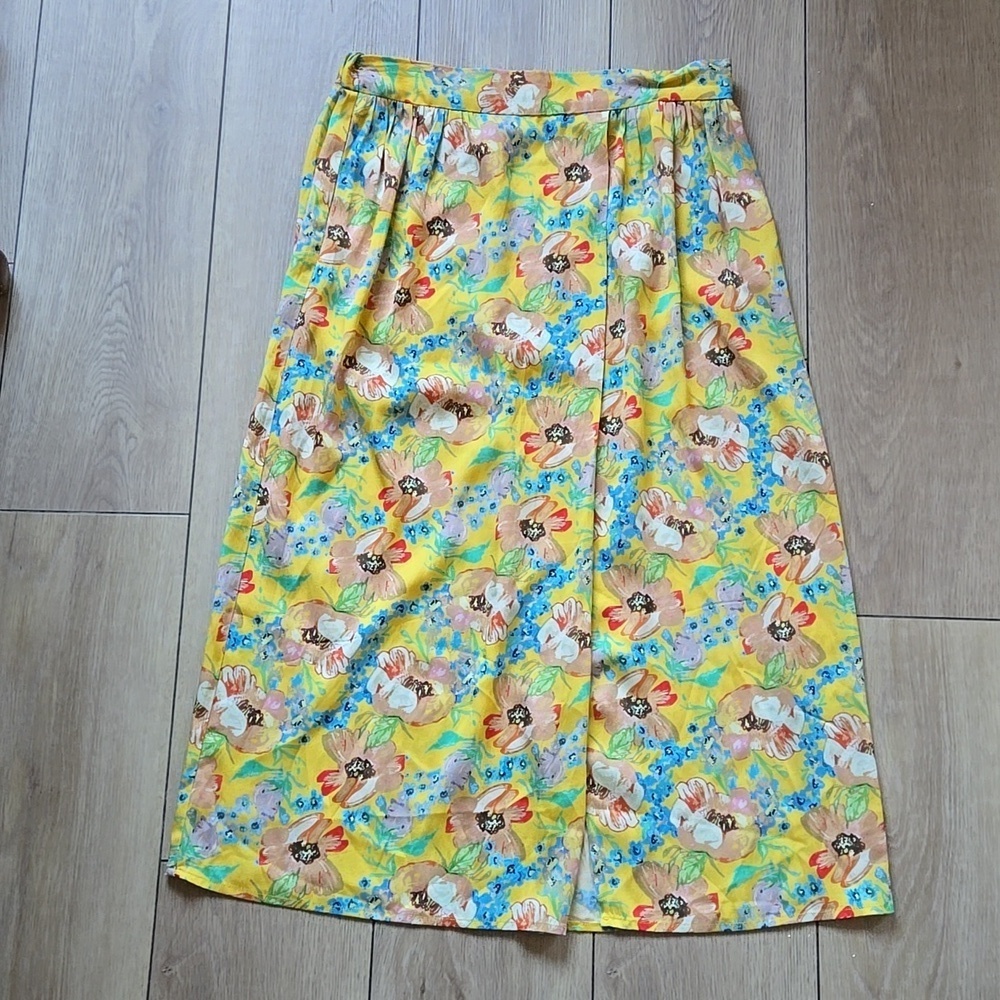 Vintage TUCKER FLORAL SILK MIDI SKIRT SIZE S